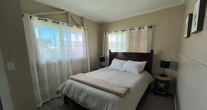 Perfect Waimea Country Home-20 min from the beach