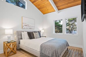 4 Schlafzimmer, Schreibtisch, kostenloses WLAN