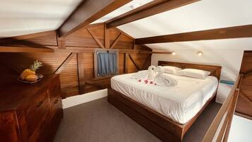 1 bedroom, in-room safe, free WiFi, bed sheets