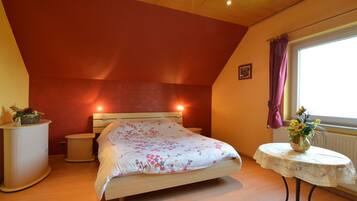 3 bedrooms