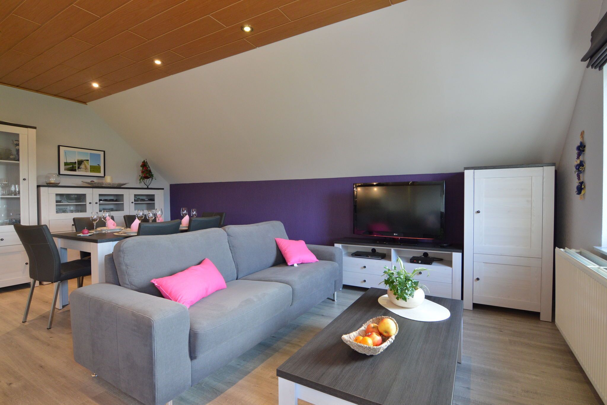 Smart TV, DVD player