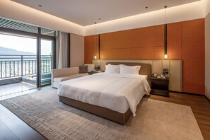 Deluxe-Zimmer, 1 Schlafzimmer | Zimmersafe, Verdunkelungsvorhänge, Bügeleisen/Bügelbrett