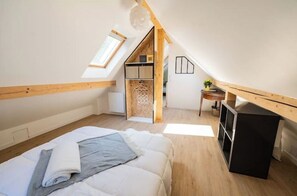 2 chambres, bureau, fer et planche à repasser, Wi-Fi