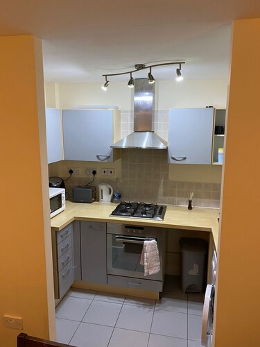 Lovely 2bedroom apartment with free wifi