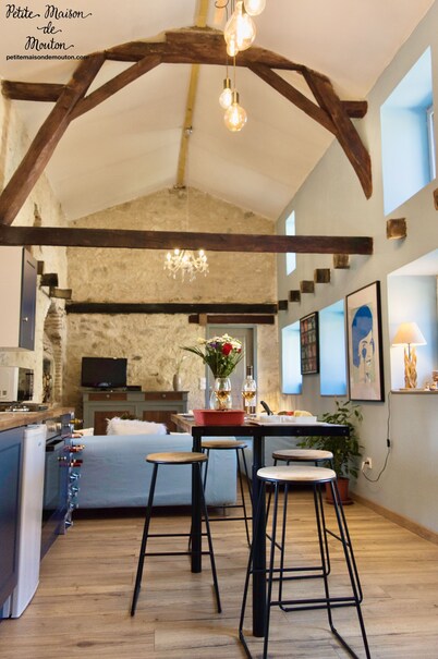 Renovated barn, great for countryside walks, and bike rides