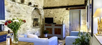 Renovated barn,  great for countryside walks, and bike rides