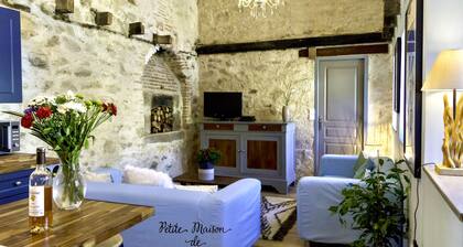Renovated barn, great for countryside walks, and bike rides