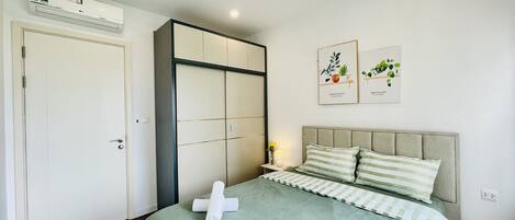 Business-Apartment, 1 Schlafzimmer | 2 Schlafzimmer, Schreibtisch, laptopgeeigneter Arbeitsplatz