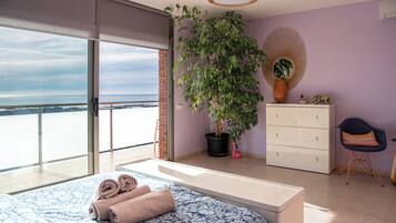 5 slaapkamers, reisbedje, wifi, beddengoed