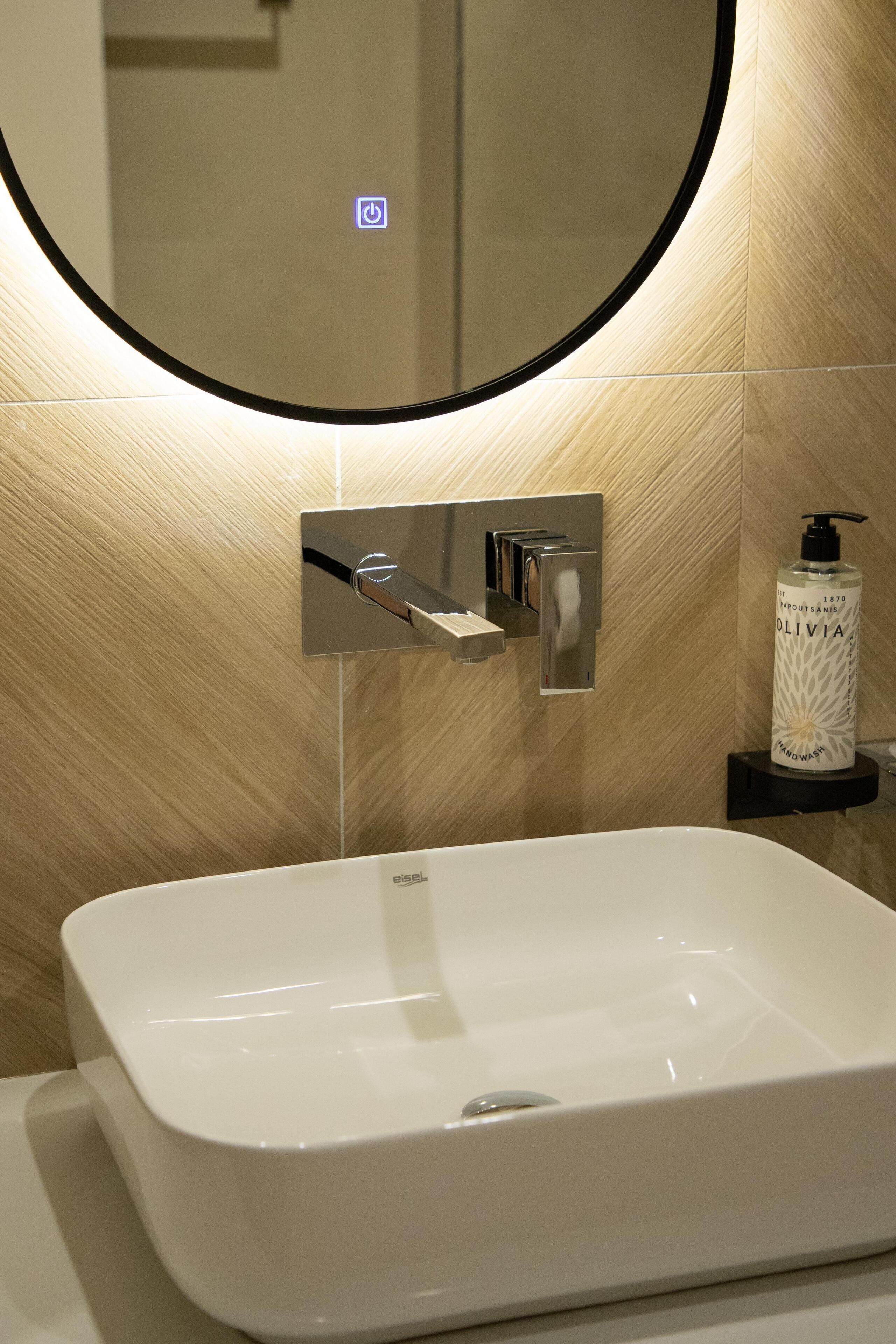 Photo - Colosseum Hotel