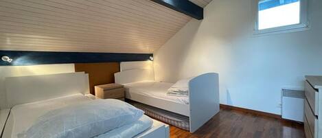 5 bedrooms, free WiFi