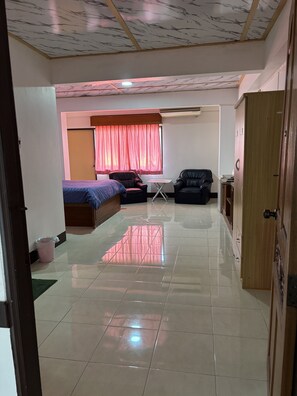 Deluxe Single Room