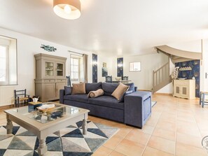 TV - Charming quiet house with garden, near Barfleur (Gatteville-le-Phare)