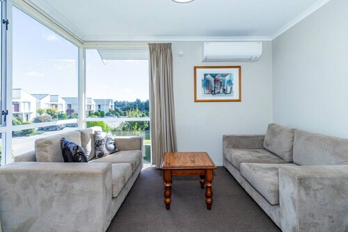 Sunny Apartment | No Guest Fees