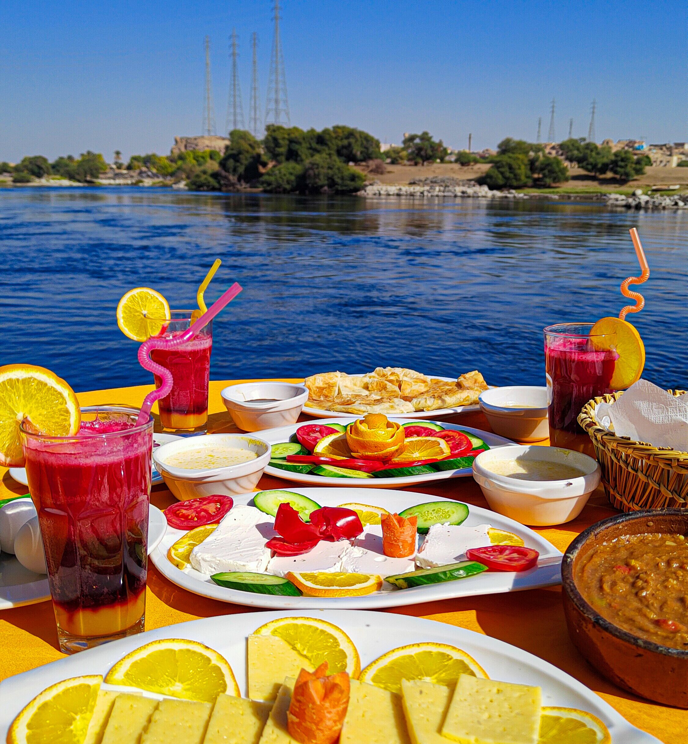 Komplett frokost er inkludert hver dag