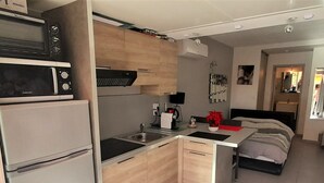 Unclassified image, 3 of 11, button - Cozy Air-Conditioned Studio, Terrace, WiFi, Parking - South-Facing, 2 Guests (Cap d'Agde naturisme)