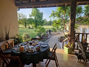 Desayuno diario por un coste adicional