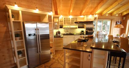 Luxury apartment Mondschein 180sqm on the Berlin lake - sauna - 4 bathrooms - canoes free