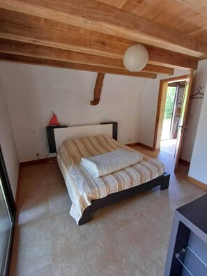 3 soverom og reiseseng for barn