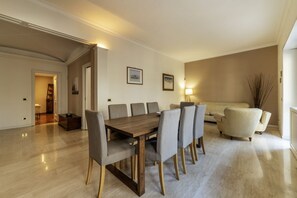 Interior - GuestHost - Elegant and comfortable 140sqm apartment that can accommodate up to 6 people. Located on the 2rd floor, with a lift (not suitable for disabled), of a building located few steps away from Cipro Metro Stop, the property is 12 minutes walk away  (Roma)