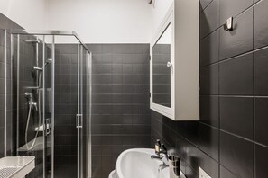 Shower, bidet