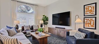 Stylish 3BR/2BA Home near Park