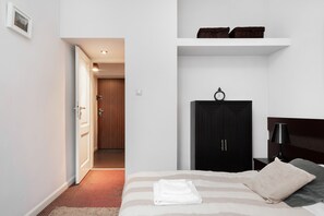 公寓, 1 间卧室, 厨房 | 1 多间卧室、床单