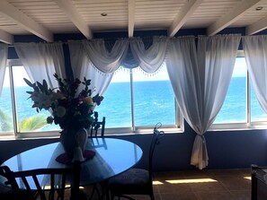 تناول الطعام