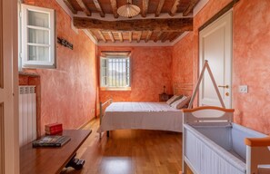 3 chambres, lit parapluie, Wi-Fi gratuit, draps fournis