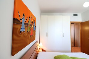 Casa, 1 habitación, balcón, vista a la ciudad | 1 habitación 