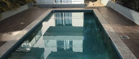 Condo, 2 Bedrooms, Balcony, Garden View | Interior