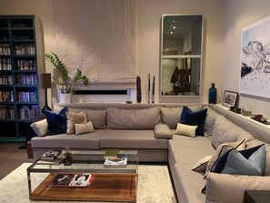 Departamento, 1 habitación | Sala de estar