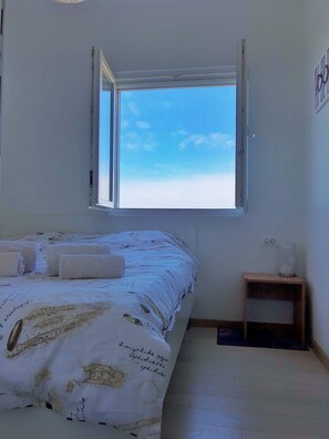 Apartment, 2 Bedrooms, Smoking, Balcony | 2 bedrooms