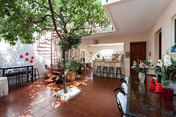 Studio, 1 chambre, balcon | Enceinte de l’hébergement