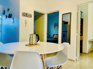 Departamento, 2 habitaciones, para fumadores, balcón | Restaurantes