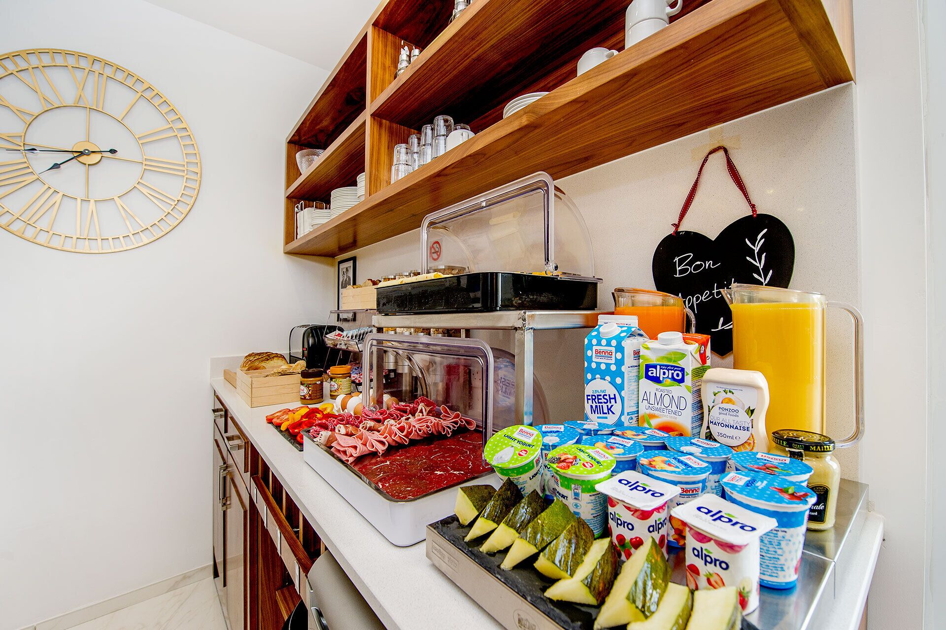 Breakfast area