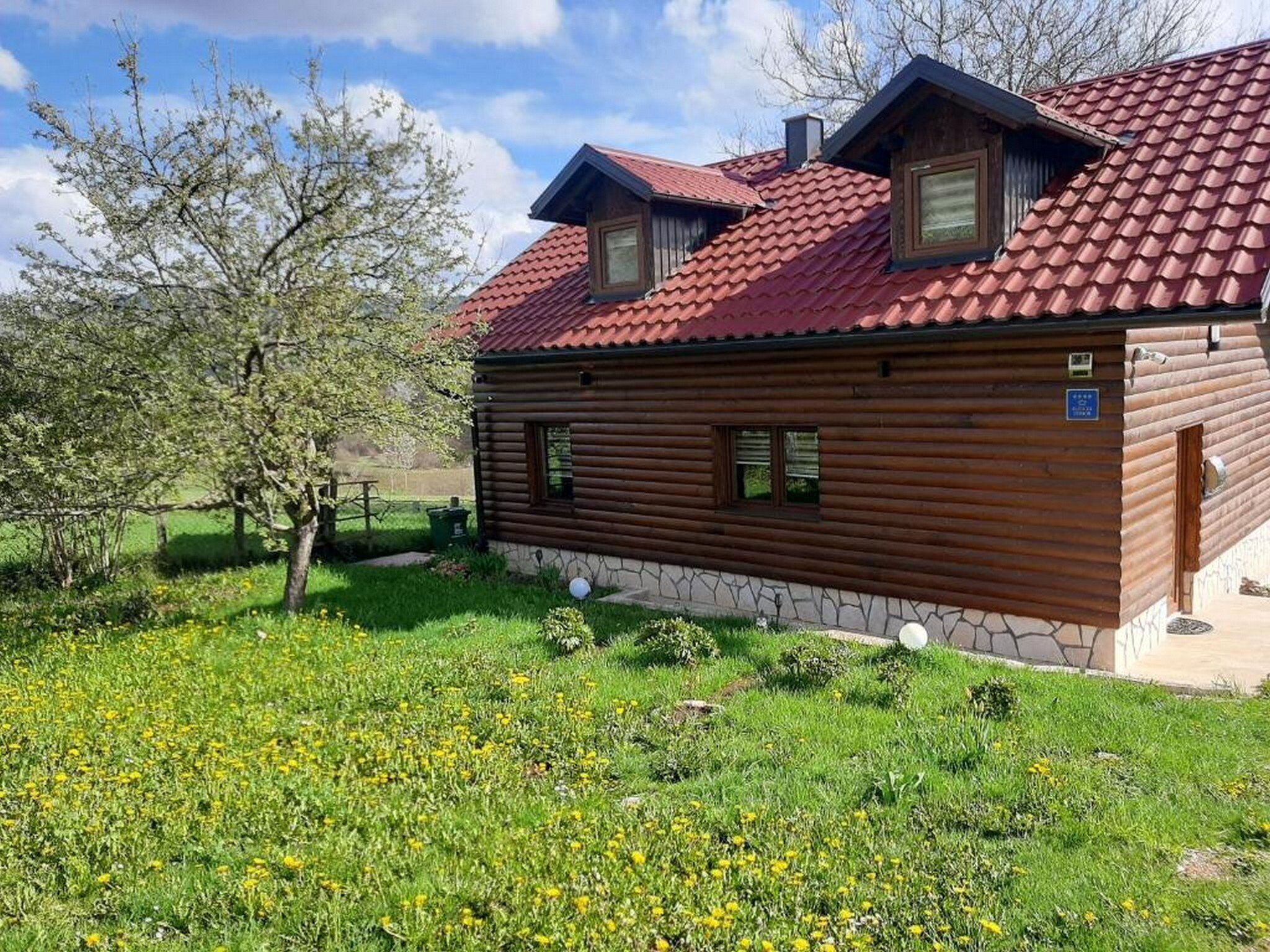 House (Two Bedroom Holiday Home with Hot Tub) | Exterior