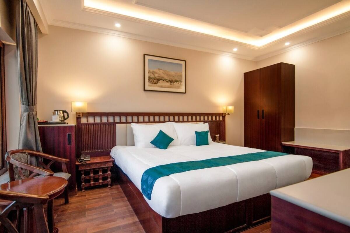 Phòng Premier | 1 phòng ngủ, bộ đồ giường cao cấp, chăn bông 