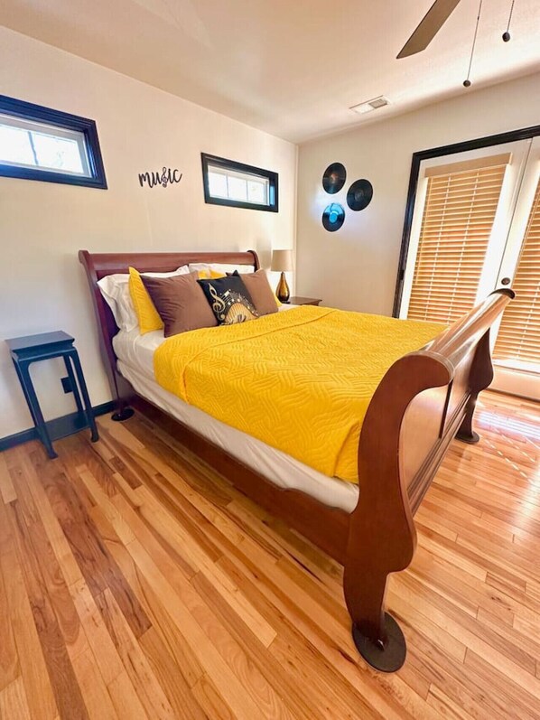 2 chambres, bureau, fer et planche à repasser, Wi-Fi gratuit