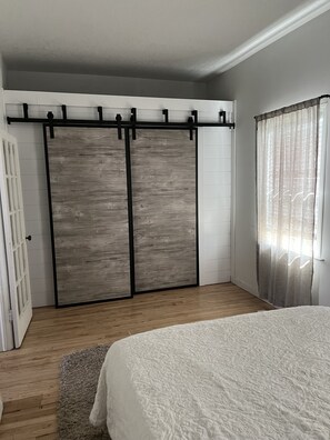 2 chambres, coffres-forts dans les chambres, Wi-Fi gratuit
