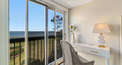 Stunning Harbour Town villa with views of Calibogue Sound