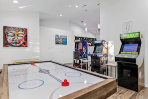 Spielezimmer