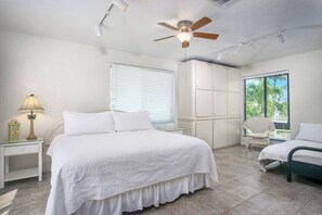 5 bedrooms, iron/ironing board, free WiFi, bed sheets