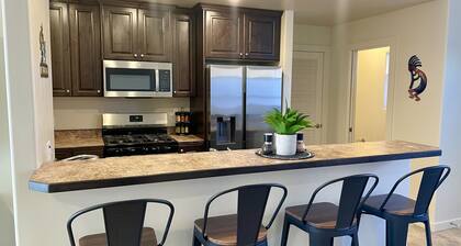 Red Rock Views! I Pool & Hot Tub I Trailer Parking I Bike Storage