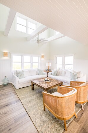 Smart TV, stereo - Always Wendy - Luxurious Beachfront Home With Private Pool (Hope Town)