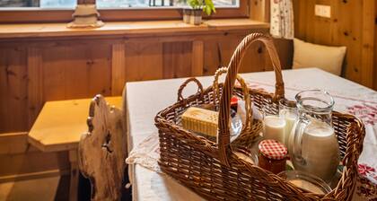 Holiday Apartment 'Feldererhof Gsies Apt Almenblick' with Mountain View, Garden & Wi-Fi