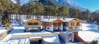 Apartment "Les Ciases Chalets Dolomites Apt 4" with Private Balcony, Shared Sauna & Wi-Fi