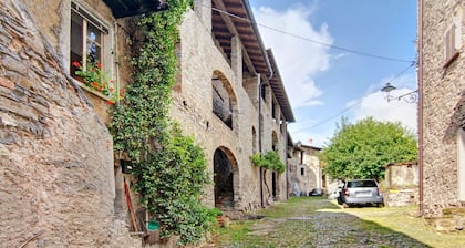 Workation Castle: Casa Galbiga