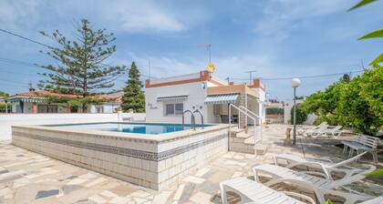 Ferienhaus "Can Quetu" mit privatem Pool, Terrasse und WLAN