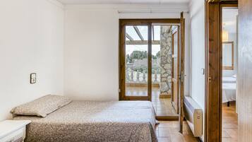 2 dormitorios, wifi gratis, ropa de cama